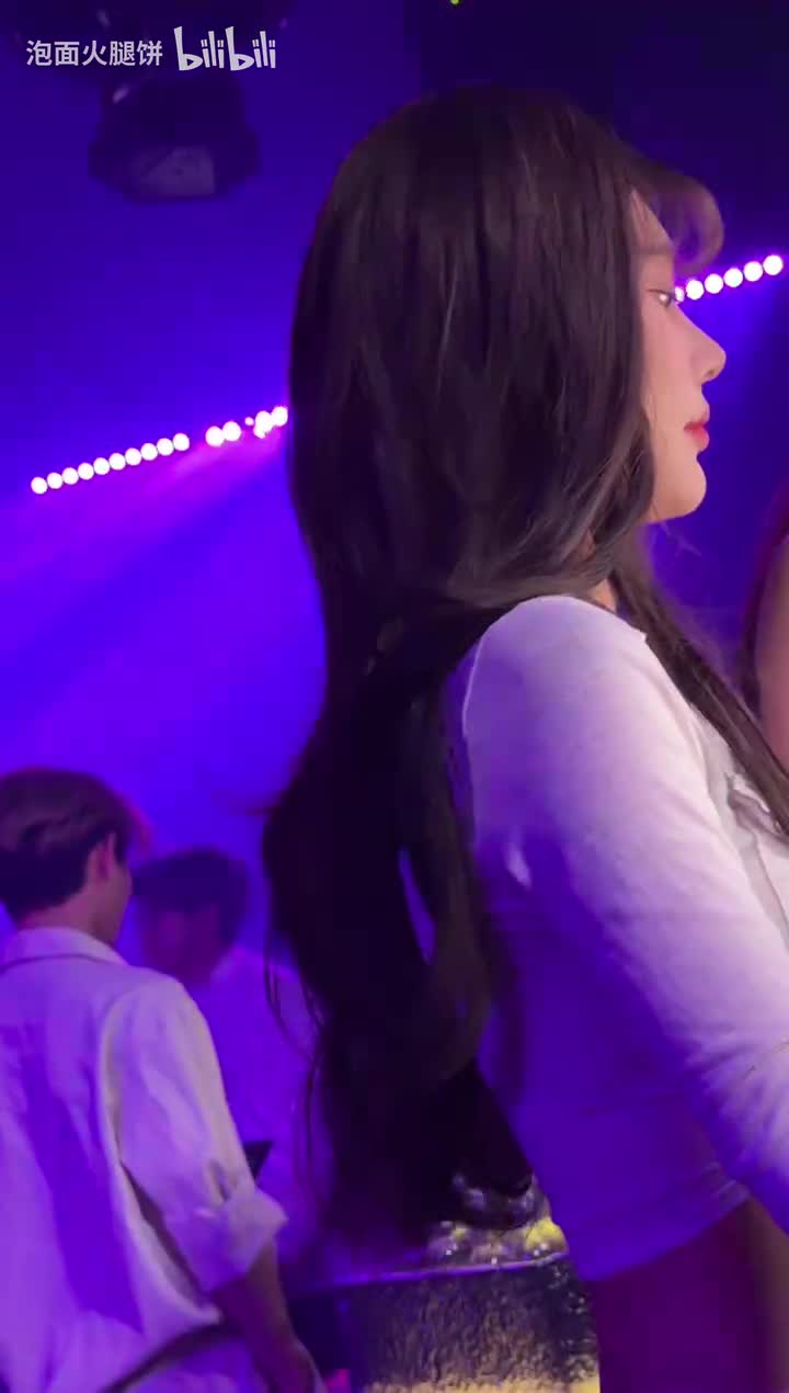 ESMI酒吧-宁龙辉_20251120010242