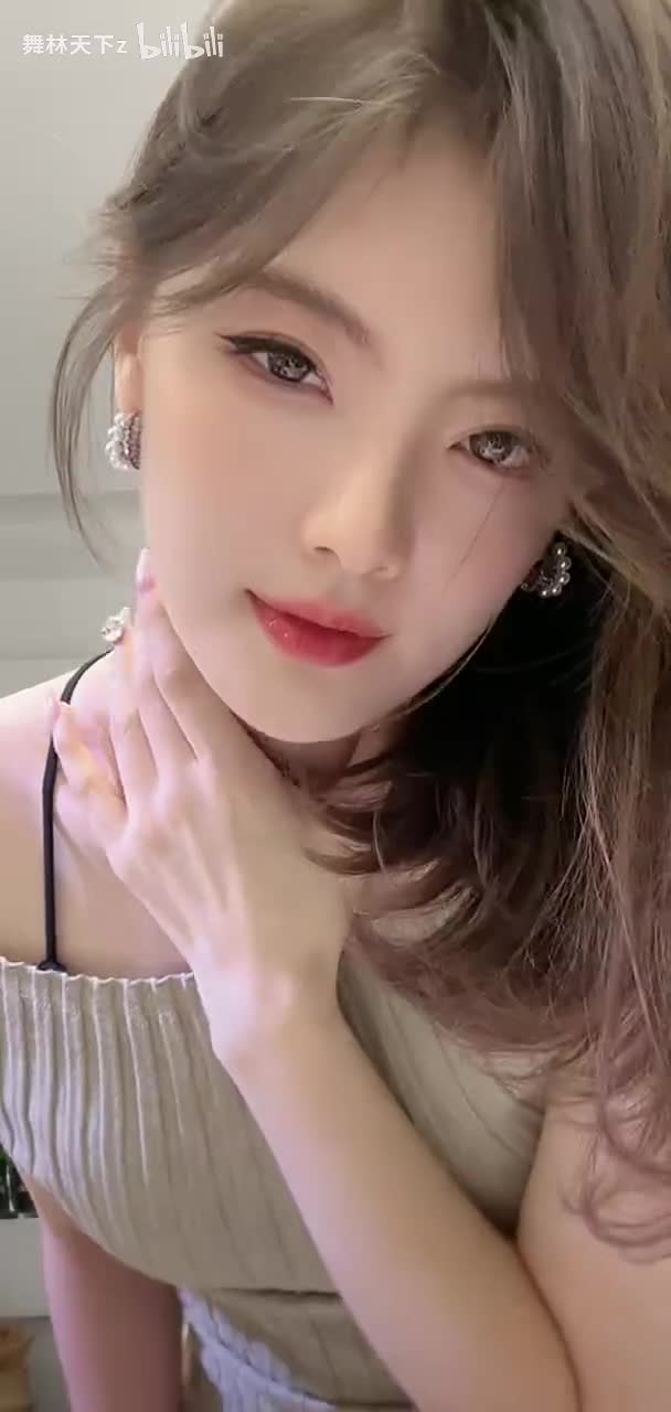 梓彤姐姐_20251030210603_0000