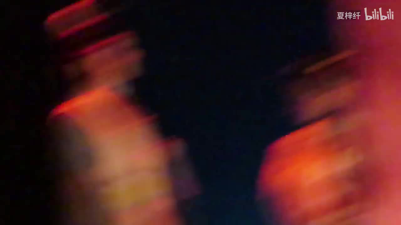 “好妹妹，这又是怎么啦？”