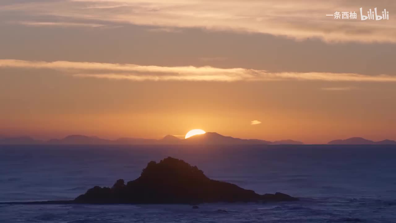 海面日出