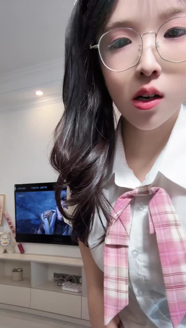 那个女孩_2025-12-27_06-55-52_003