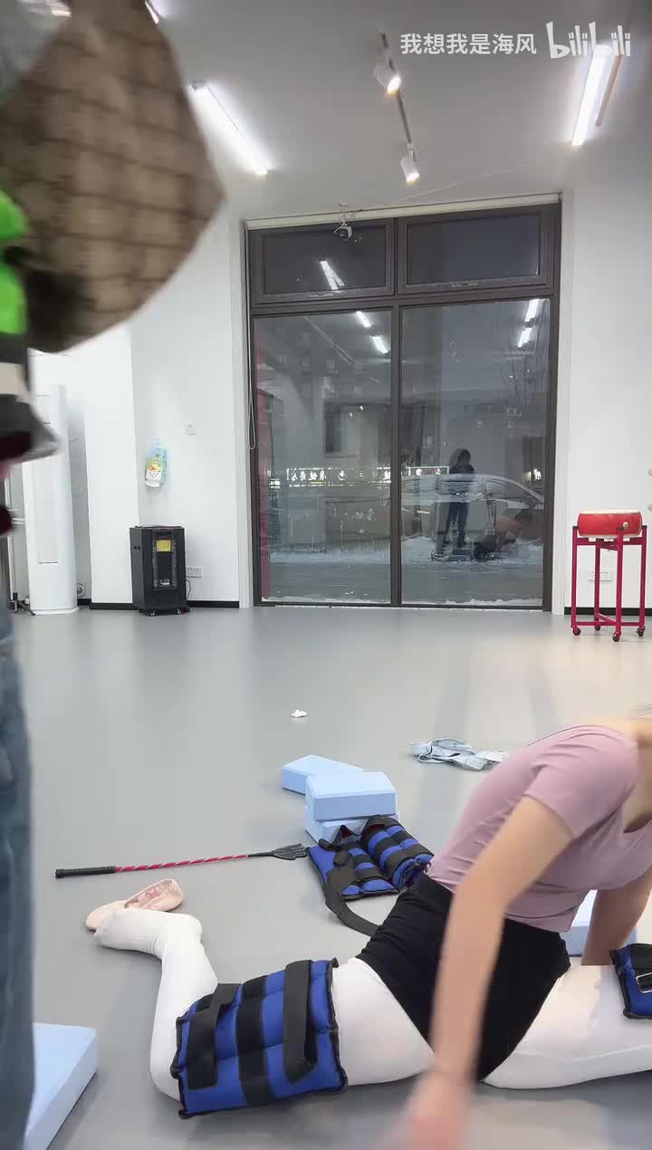 杨钒_基本功开播_2025-12-24_15-26-41_001