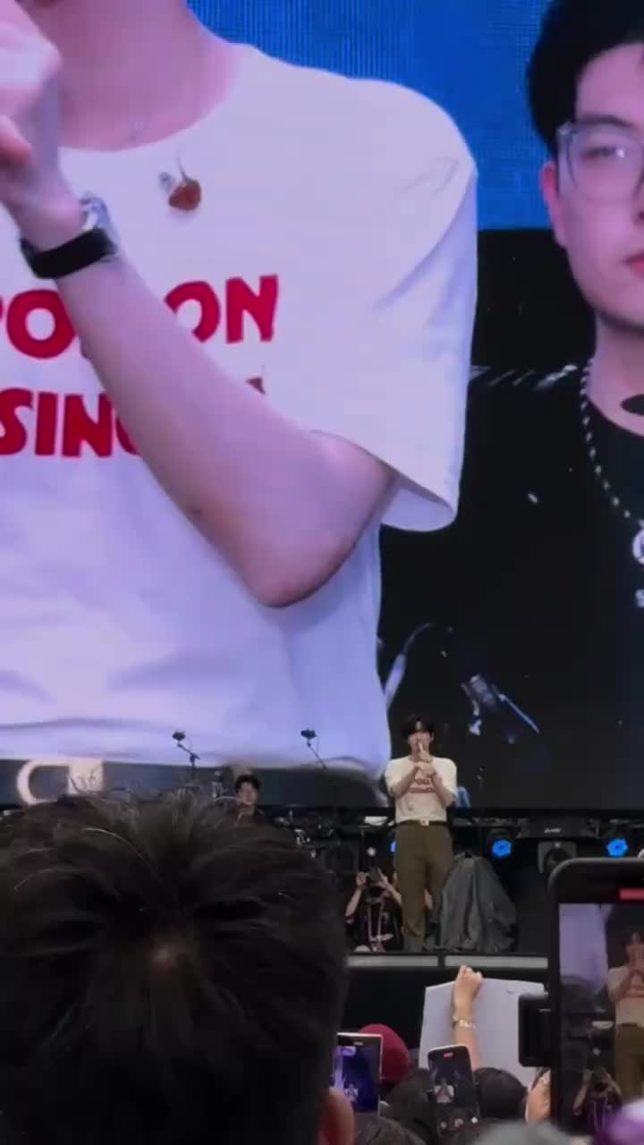 “注意安全多穿衣服”