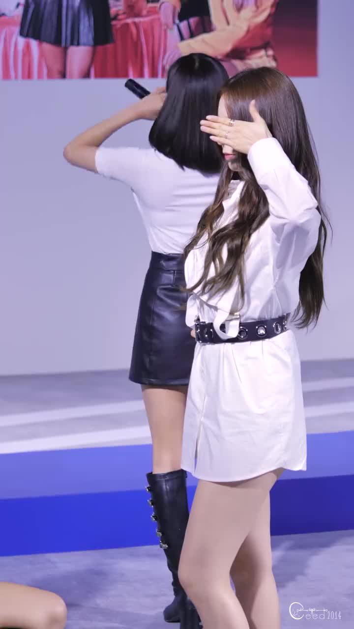191005 CLC 장예은 'Devil 데빌' @2019오토살롱위크 킨텍스 4K 60P 직캠 (2)