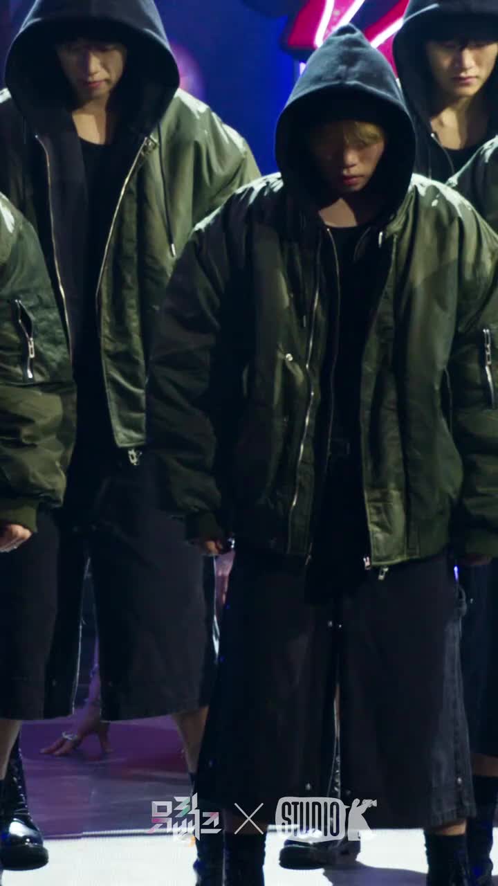 11.21 音银 李帝努直拍