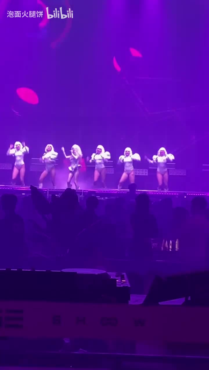 POSE纪先生_20251123010058