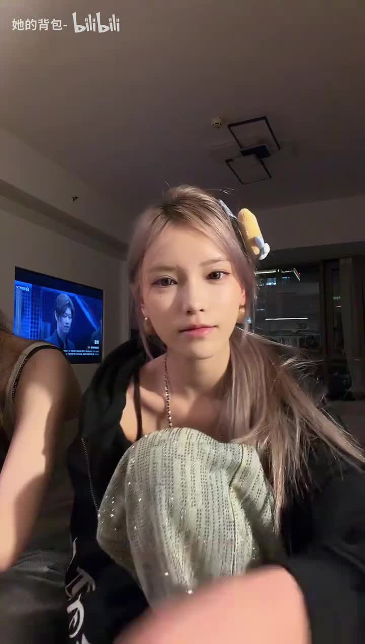 2026-02-08 21-44-39 今天陪你们多聊一会