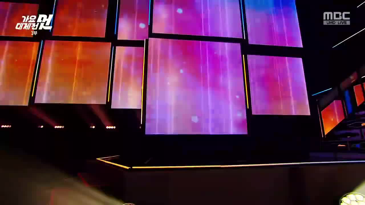 MEOVV INTRO+DROP TOP+HANDS UP