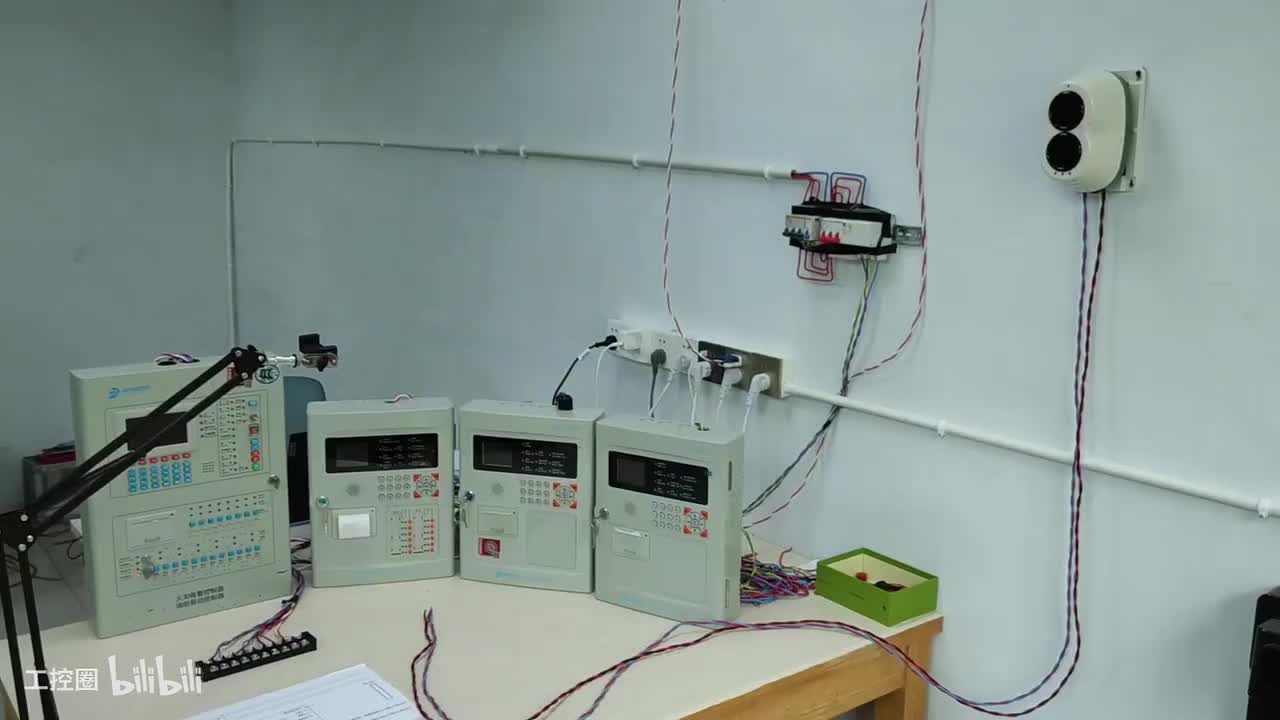 第45节：线型光束感烟探测器-编码安装-实物接线