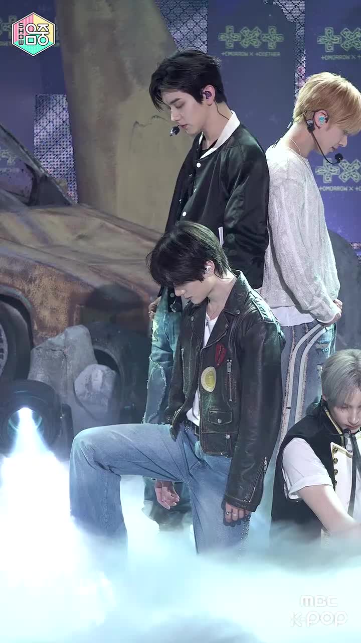 崔秀彬 竖版直拍