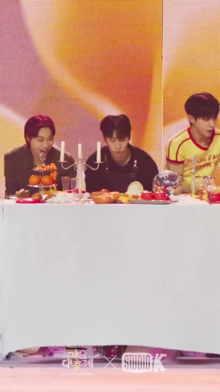 洪恩採 HONG EUNCHAE 竖版直拍