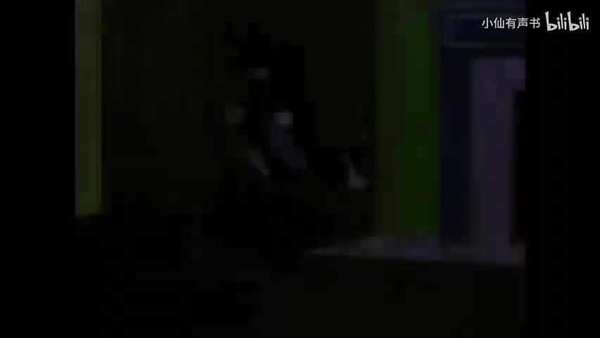 小心翼翼的小花猫