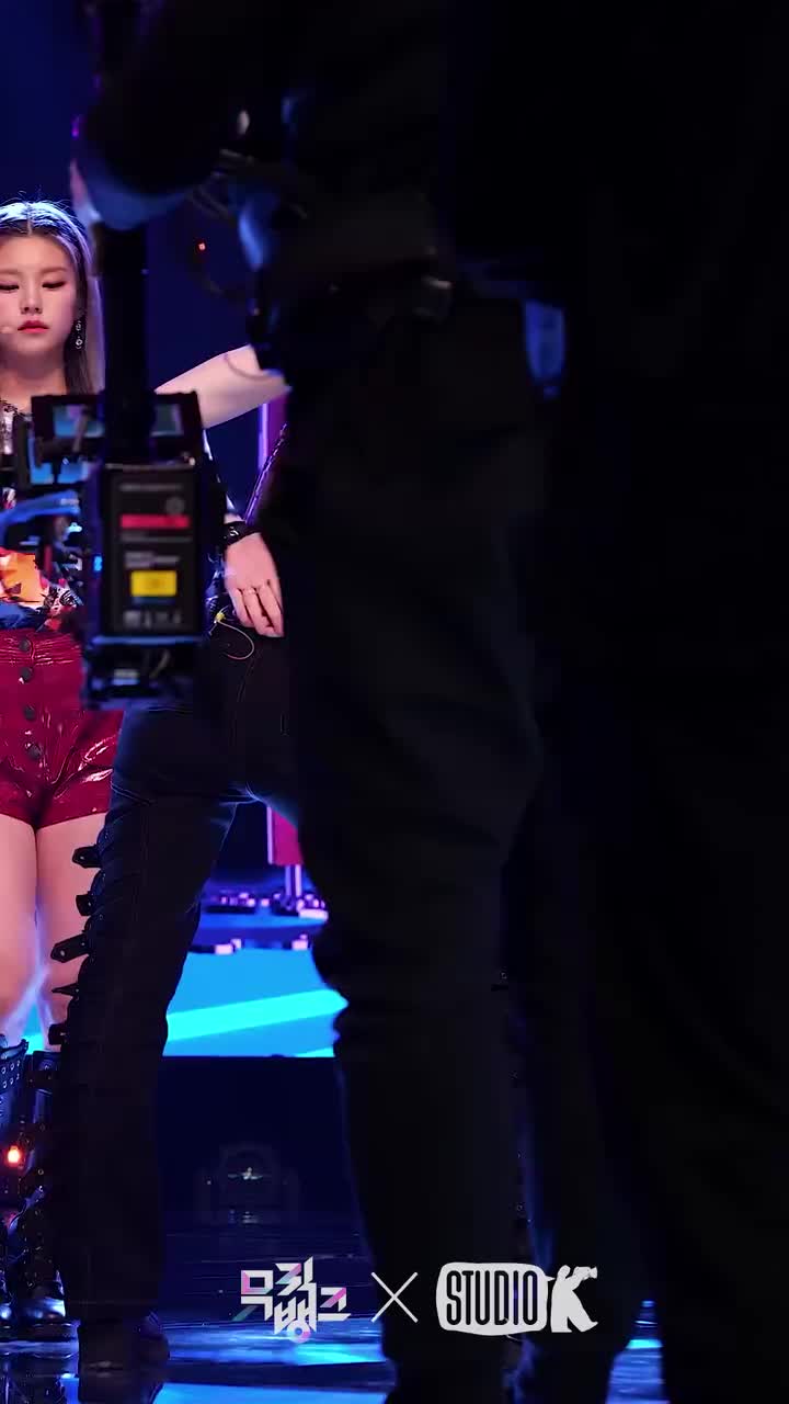 [K-Fancam] 있지 채령 직캠 '' (ITZY CHAERYEONG Fancam) l @MusicBank 200327