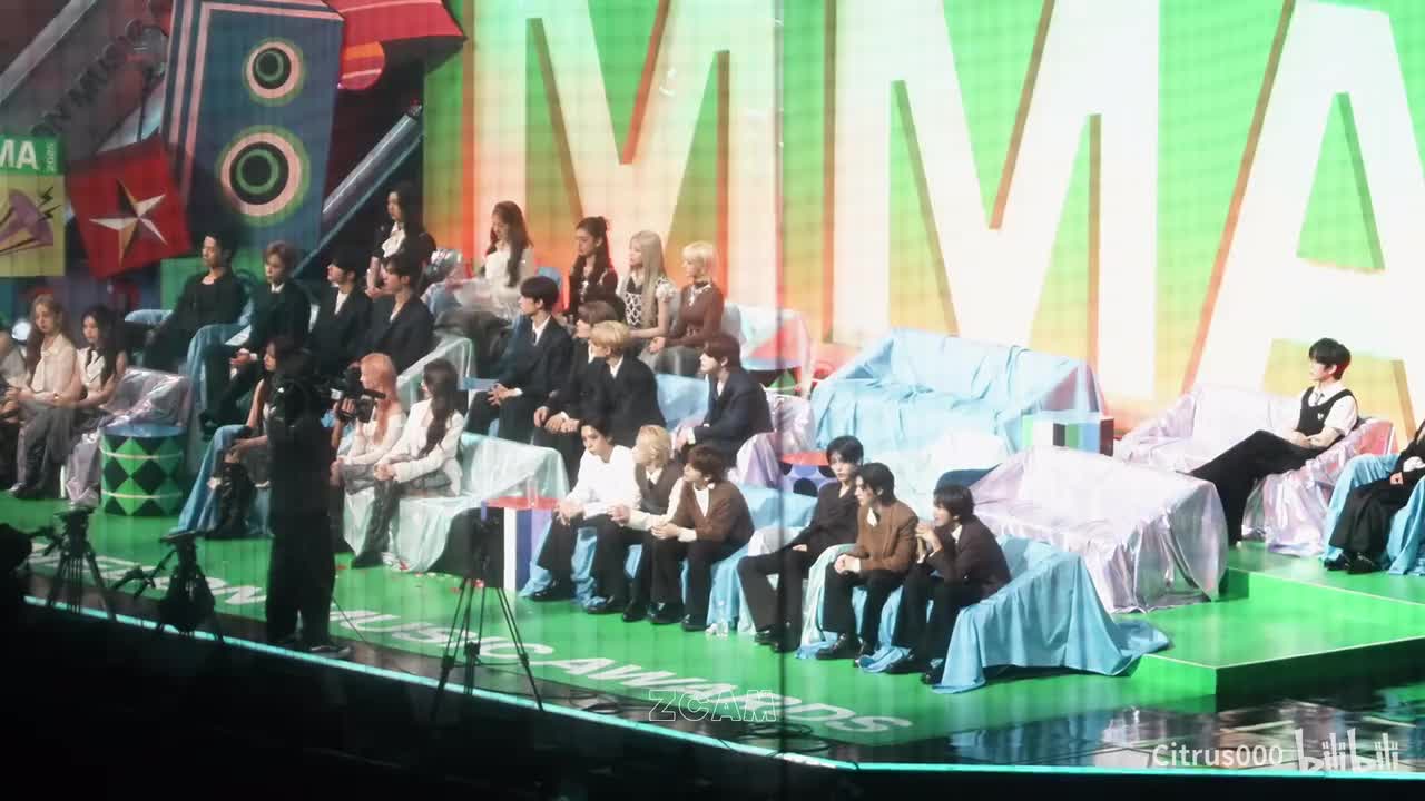 【4K】BOYNEXTDOOR 获“最佳男子组合”奖 反应 权正烈 IVE WOODS HanRoro Kiki AlphaDriveOne 2025 M