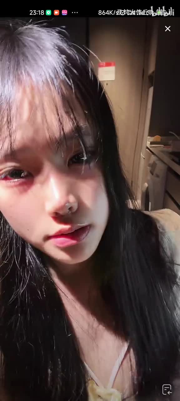 Screenrecorder-2025-10-15-23-18-45-30