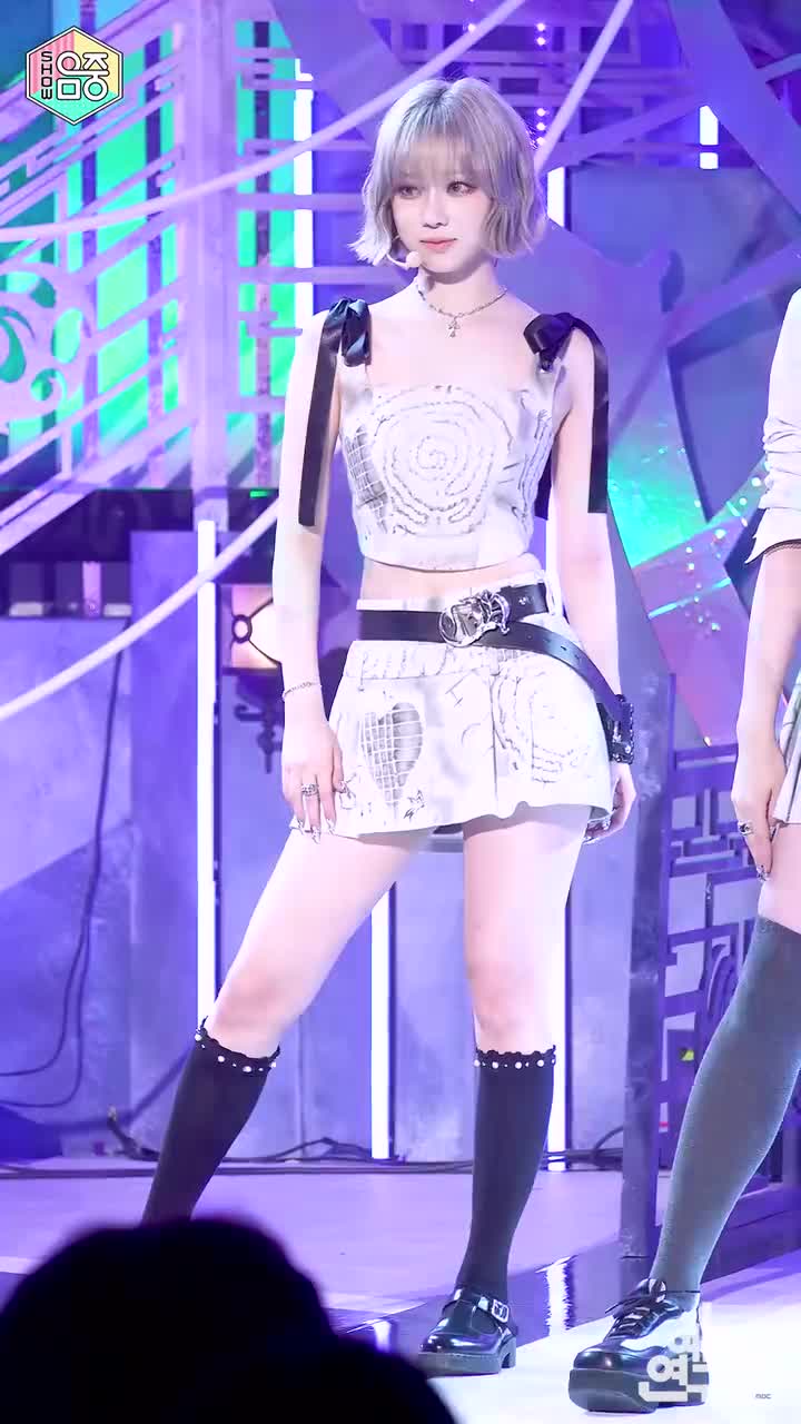 [예능연구소] aespa WINTER - Girls(에스파 윈터 - 걸스) FanCam Show! MusicCore MBC220716방송