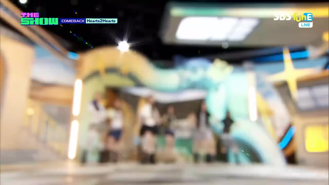 251028 SBS The Show Hearts2Hearts - FOCUS