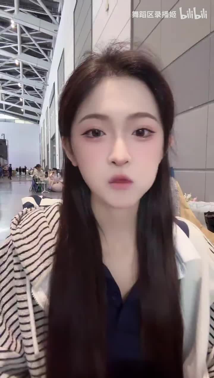 任绵绵_2025-10-06_10-03-13_000