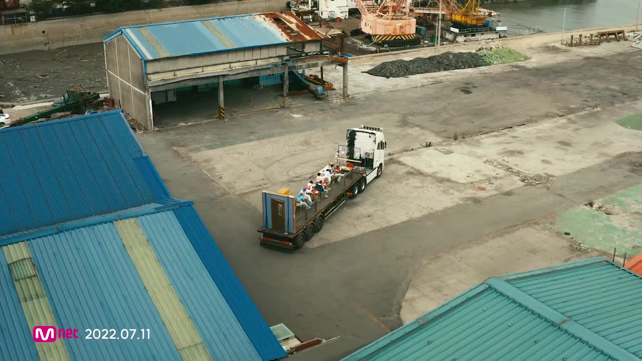 20220720 'ParadoXXX Invasion' Official MV