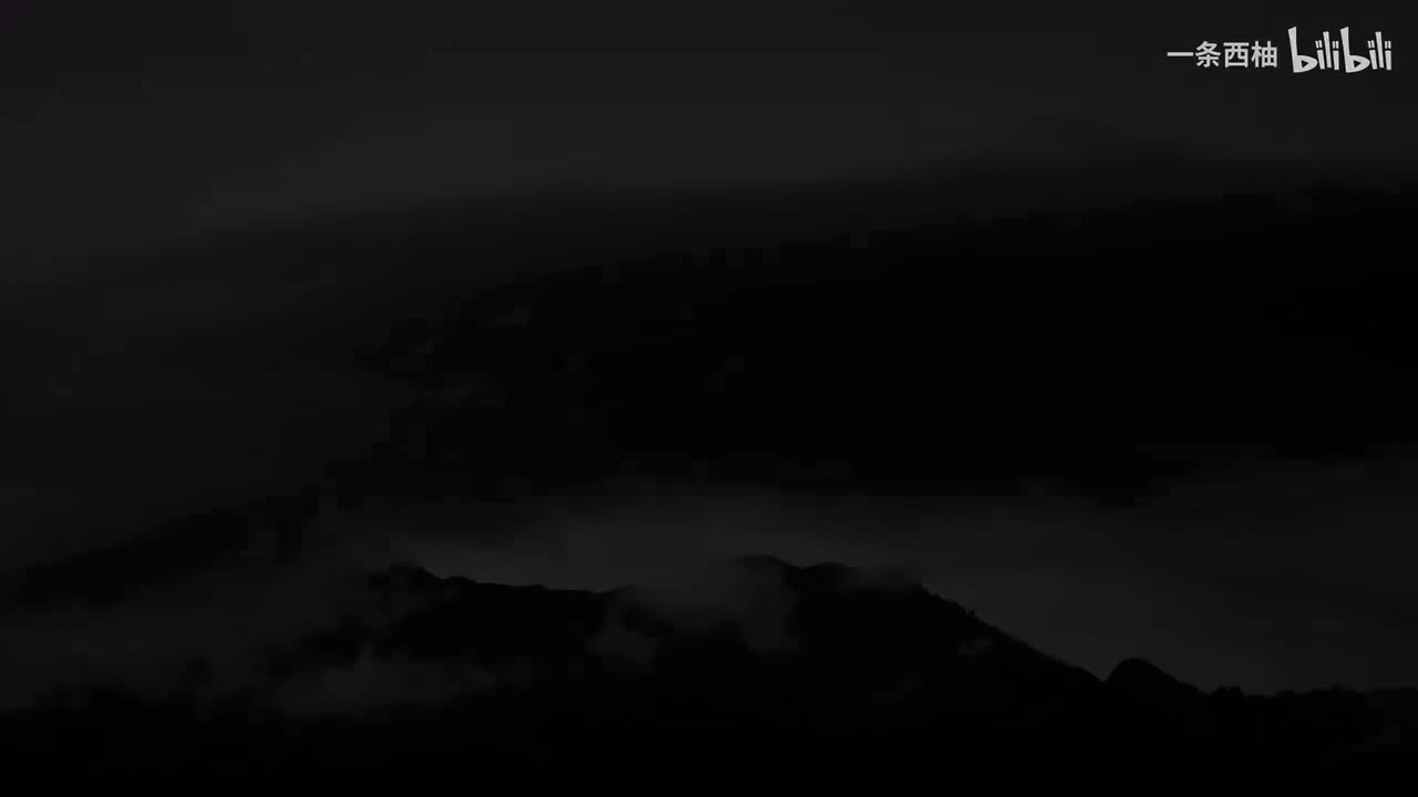 山间云雾