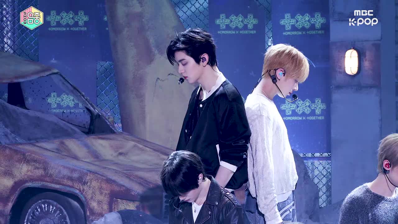 崔秀彬 横版直拍