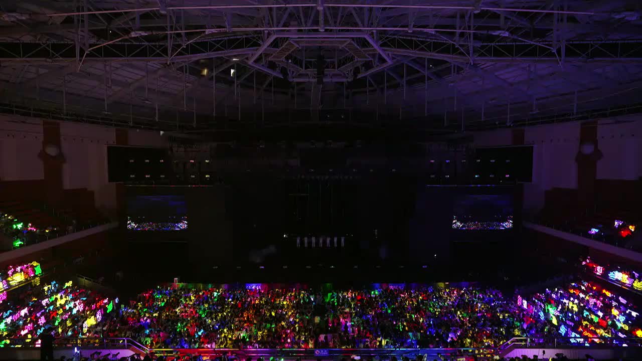 《路灯下的小姑娘》（重庆场DAY1）