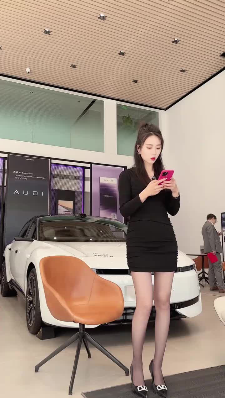 河南威佳省汽贸AUDI体验中心202511251040