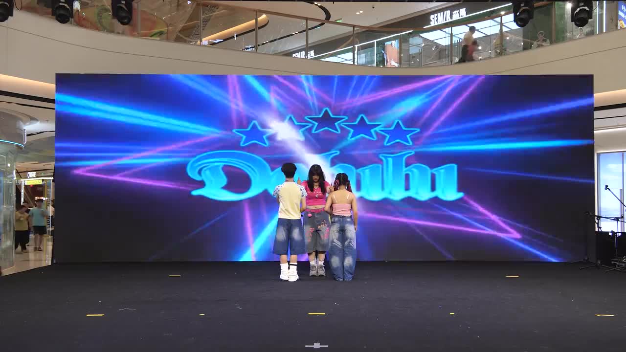 路演 Delulu-KiiiKiii