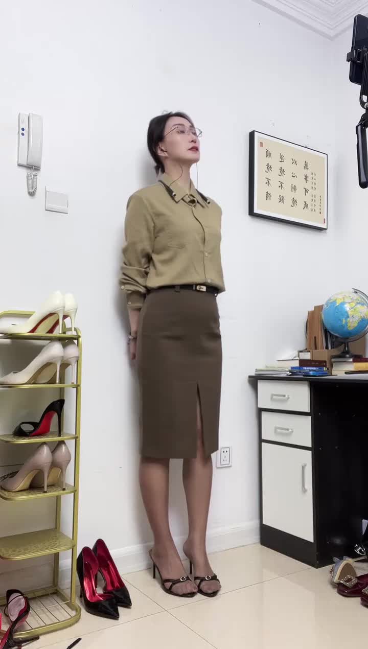 Monica_2_2025_10_09T02_00_43