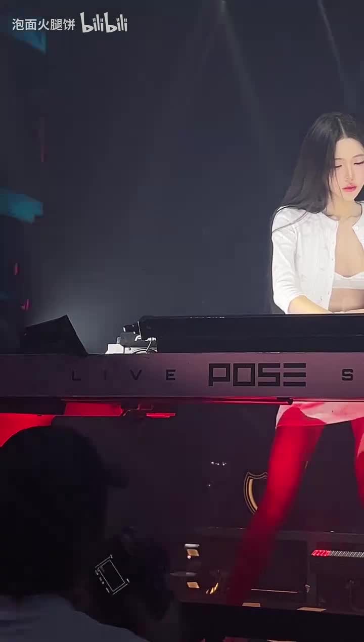 深圳pose酒吧小乖_20251122011923