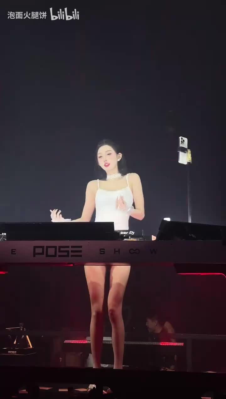 深圳pose酒吧小乖_20251114012625