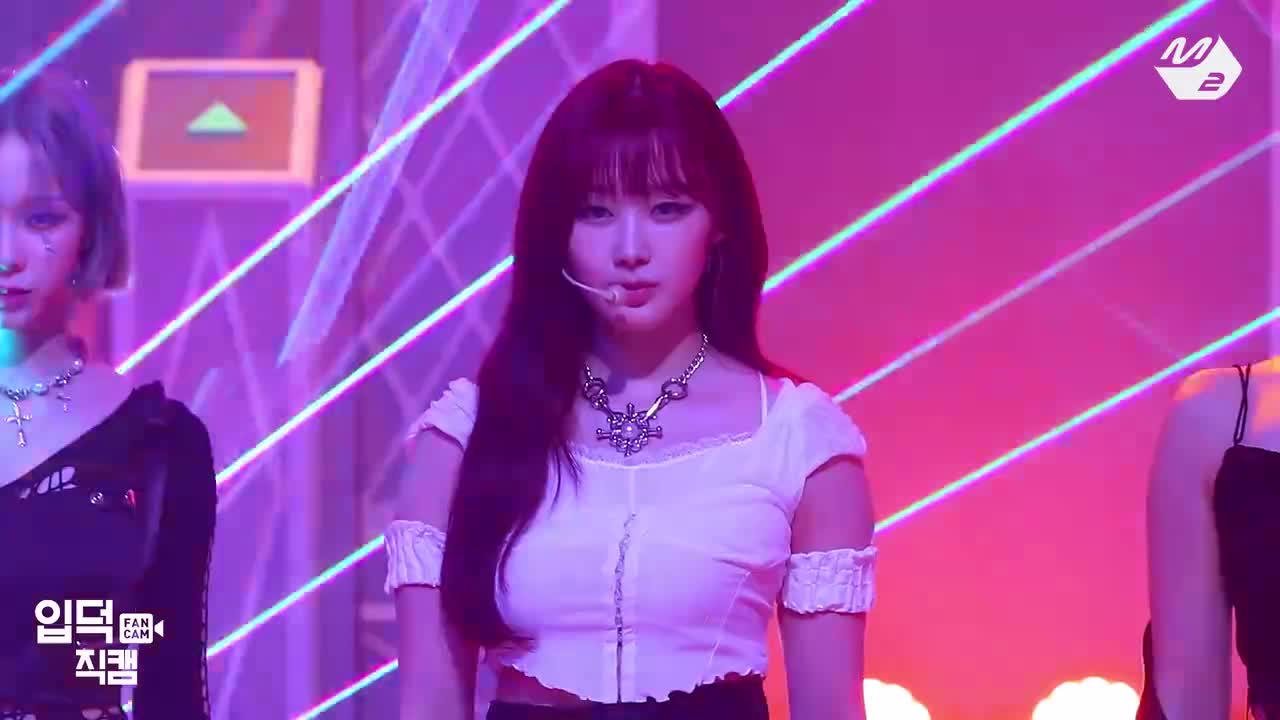 [입덕직캠] 에스파 지젤 직캠 4K 'Girls' (aespa GISELLE FanCam) @MCOUNTDOWN_2022.7.14