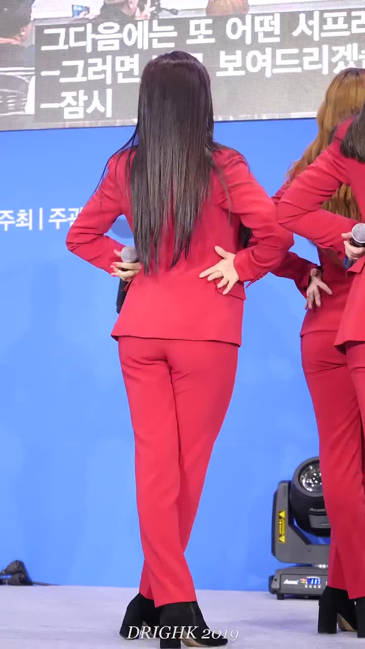 190423 Black Dress