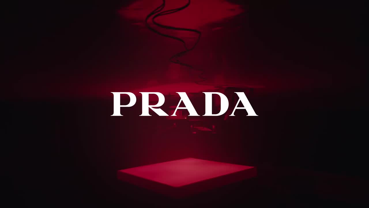 PRADA广告-有新歌《You Know What I Want》