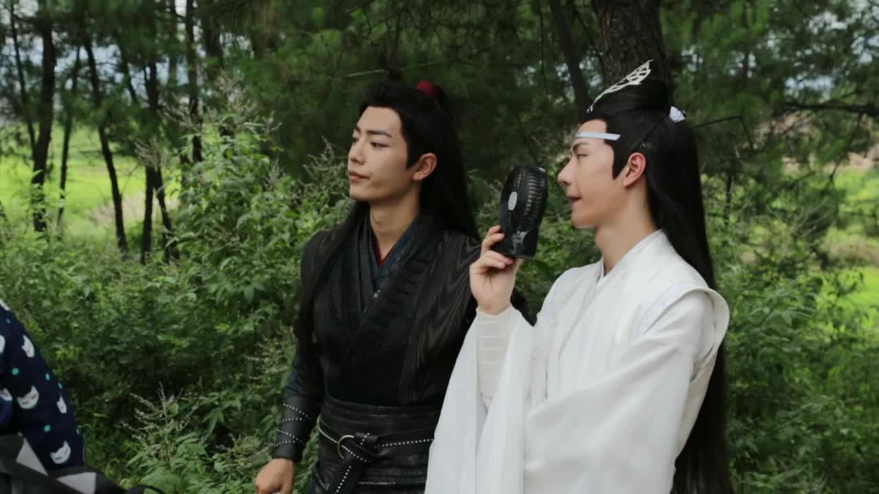 可可爱爱&小风扇