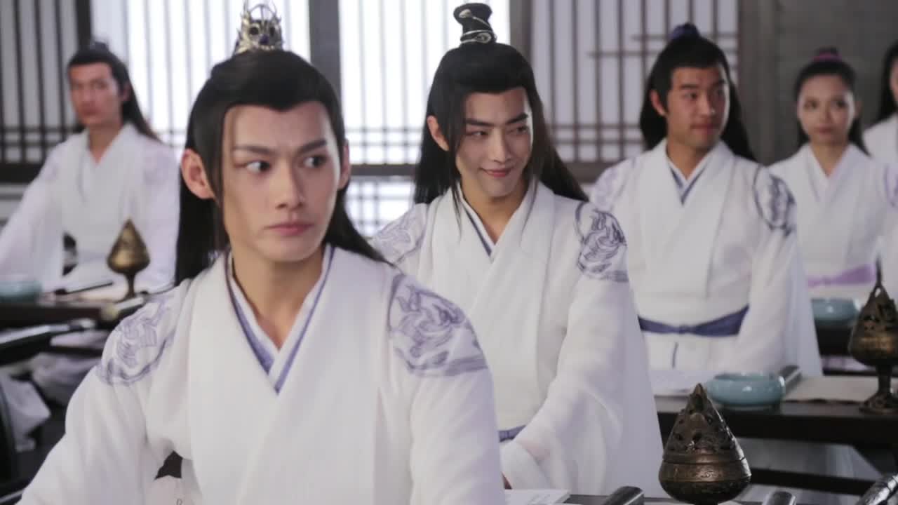 对着谁wink呢 答案很明显