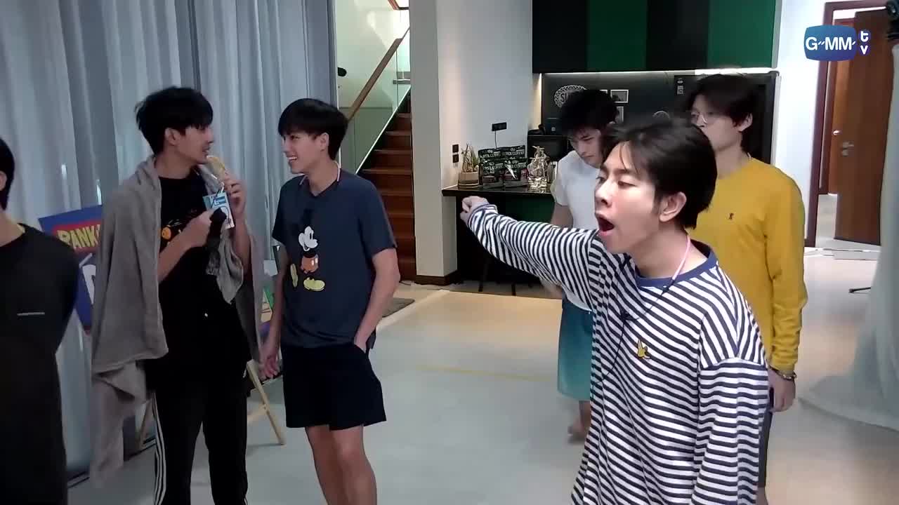 第六天早餐纸飞机游戏cut