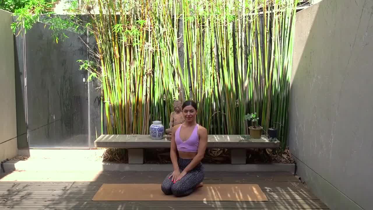 25分钟全身锻炼，初学者普拉提，无设备