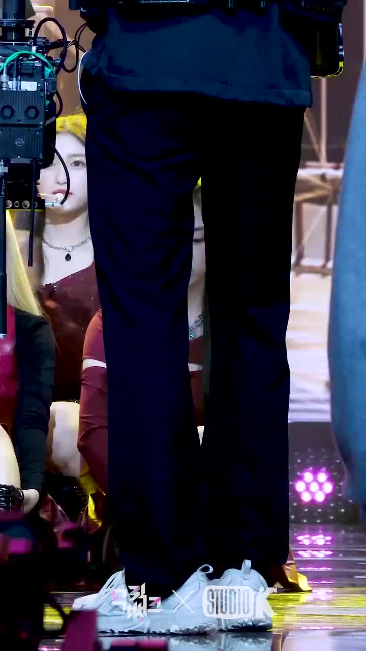 竖版 MusicBank 211210