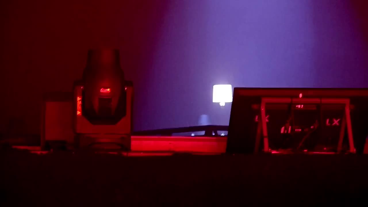 【肖战】 满足+生日环节-2018杭州演唱会