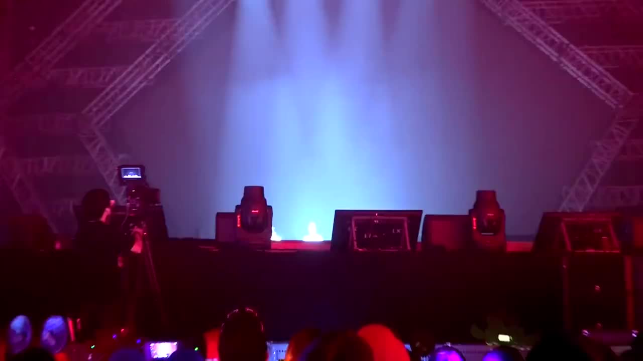 【肖战】 信号-2018杭州演唱会