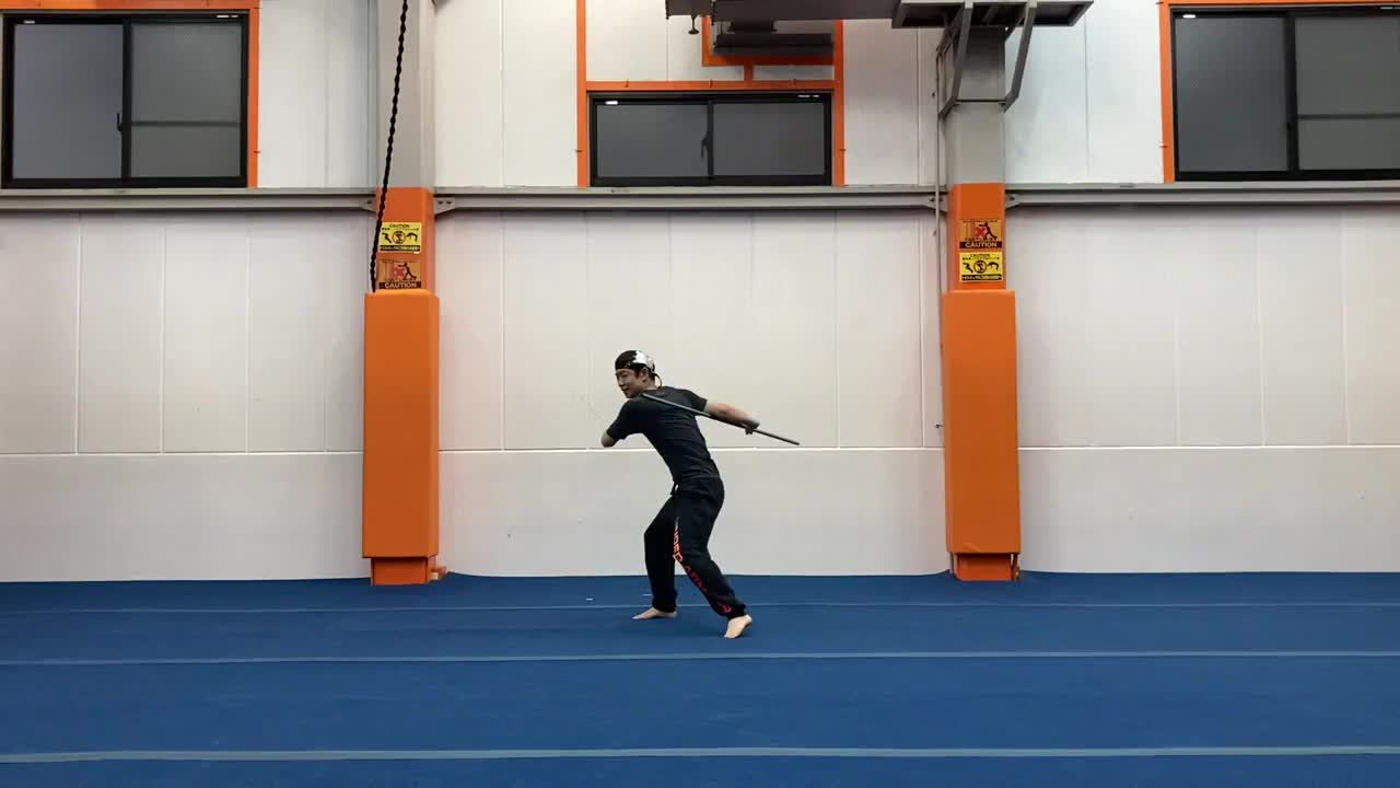 【Long weapon】Gate Butoh sugisguchi　門扉舞踏 杉口