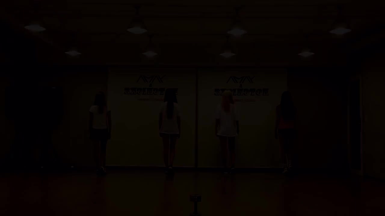 12Stellar-嚎哭 练习室