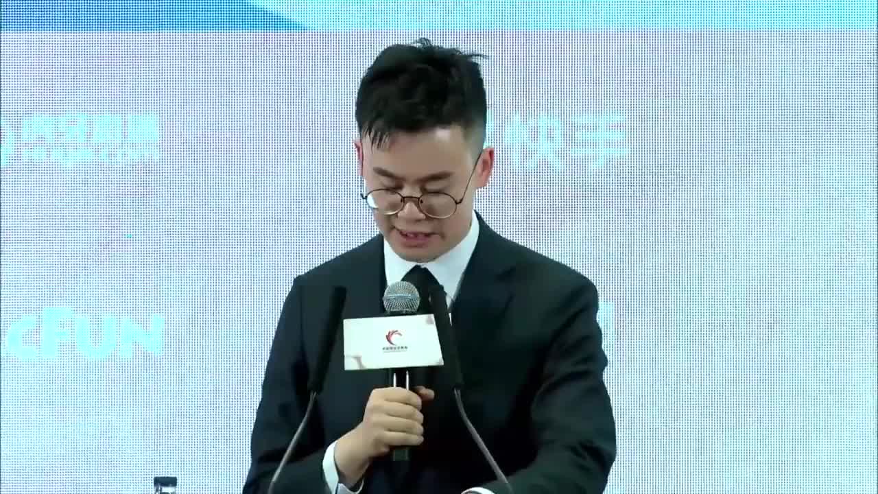 过程VS结果更能体现青年人奋斗的价值 2019华语辩论世界杯决赛