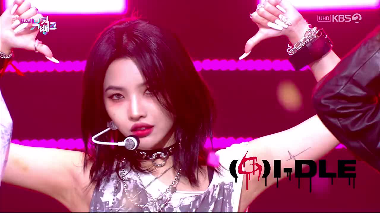 220318 KBS UHD Music Bank Stray Kids - MANIAC