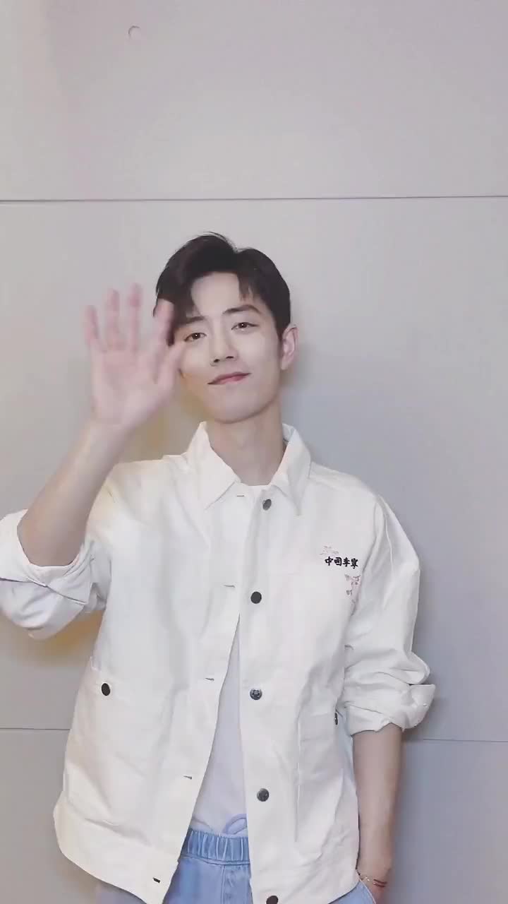 220305肖战 惊蛰吃个梨