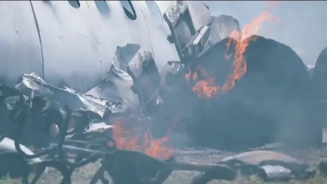 空中浩劫14-10 Death In The Arctic 第一航空6560号班机 2011