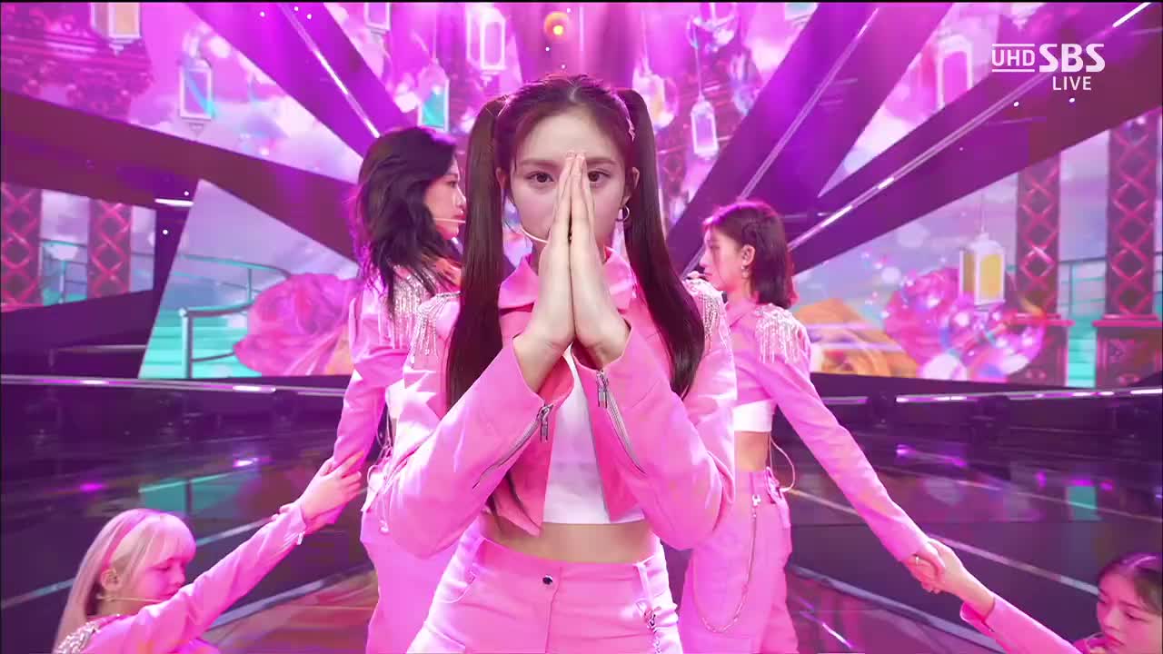 220424 SBS UHD Inkigayo IVE - LOVE DIVE