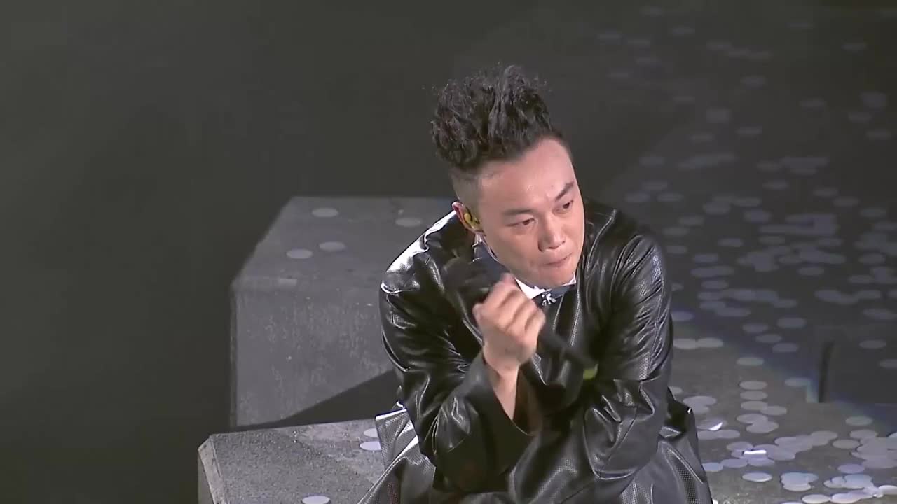 25那一夜有没有说