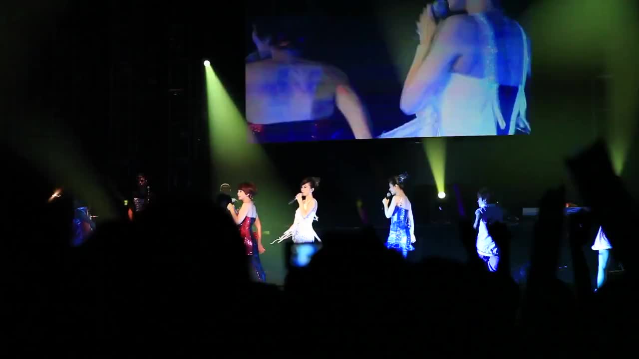 伦敦大桥垮下来